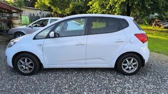 KIA VENGA - 6