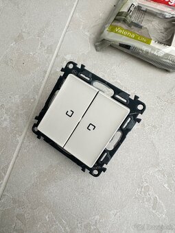 Legrand Valena Life rozne vypinace a ramiky - 6