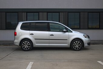 Volkswagen Touran 1.6 TDI Premium Comfortline - 6