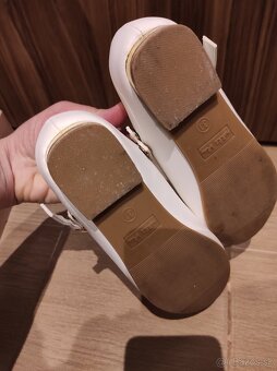 Biele lakovane balerinky Nelly Blue 31 - 6