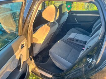 Peugeot 407sw 2.0l 100kW - 6