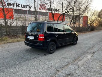 Volkswagen Touran Van 2.0 TDI Highline - 6