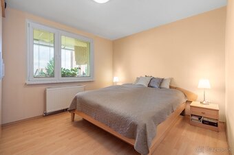 Na predaj | 3 izbový byt s loggiou - Smolenice - 6