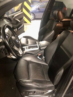 BMW X5 4.6 iS - 6