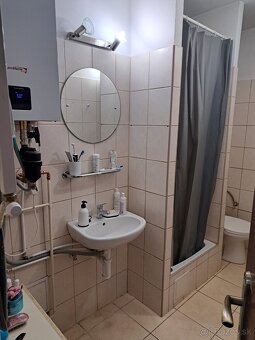 3-izb. tehlovy byt v sirsom centre - 6