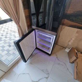 Chladnička s mrazničkou Samsung - 6