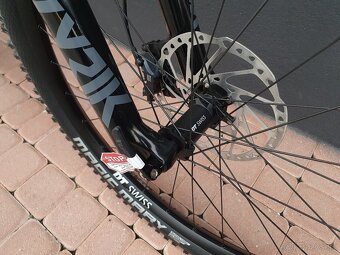 Novy Super Enduro ebike Conway 720wh 170mm Mullet - 6