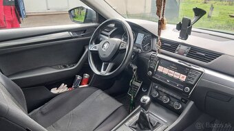 Skoda Superb 2.0tdi 110kw sedan - 6