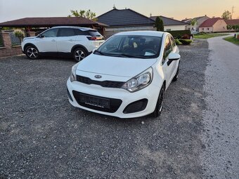 Kia rio - 6