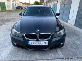 BMW E90 320D 100KW 6st.manuál Facelift Rok 2010 - 6