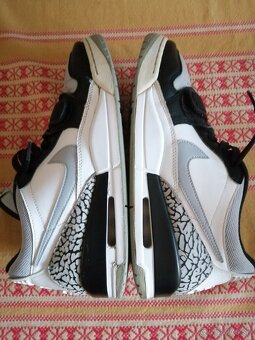 NIKE JORDANY - 6