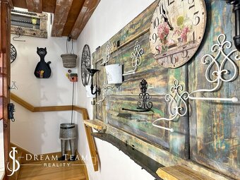Rodinný dom s terasami v centre mesta Banská Štiavnica - 6