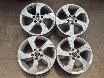 5x114,3 r17 ET40 x 7J elektróny originál NISSAN - 6