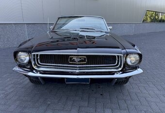 Ford Mustang Convertible z roku 1968 - 6