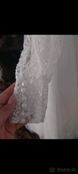 Krásne vyšívané svadobné šaty 5 - 6