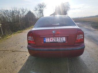 Octavia 1.6 benzín 74kW - 6