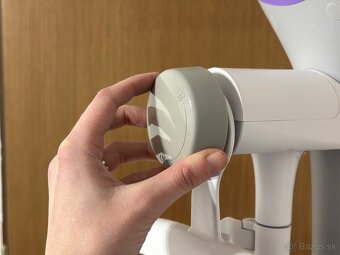 Stojanový naparovač odevov Philips - 6