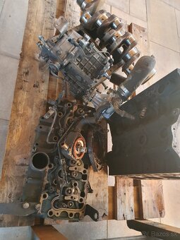 Motor Kubota V3300 - 6