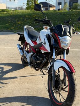 Honda CB125F - 6