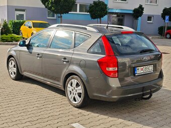 Kia Ceed SW 1,6 Benzin 86000km - 6