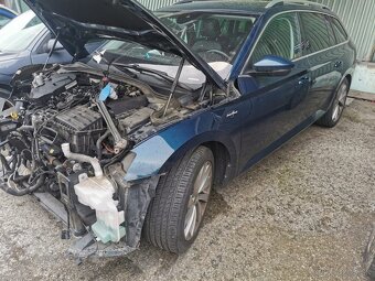 Škoda superb laurin klement 2.0 tdi automat - 6