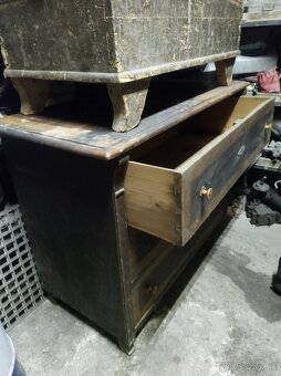 Drevená truhlica / stará drevená komoda - 6