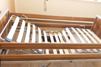 Elektrická polohovacia posteľ - 6