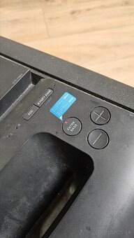 Sony XB90 - 6