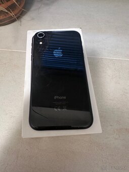 iPhone XR - čierny - 64gb - 6