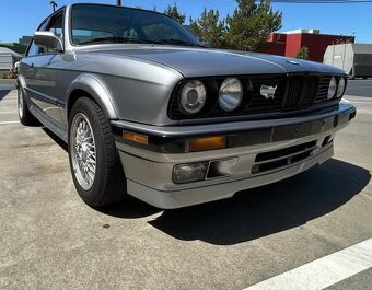 BMW E 30 325ix coupe - 6