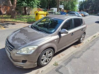 Kia ceed 1.6 Benzin 90kw 2008 - 6