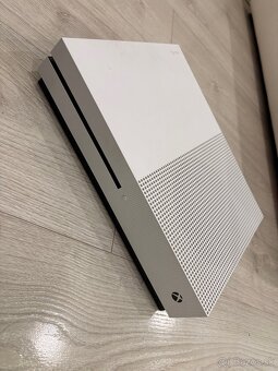 XBOX ONE S 1TB s mechanikou - 6