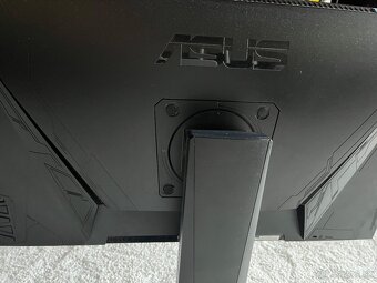 Monitor Asus VG245 údaje vo foto - 6
