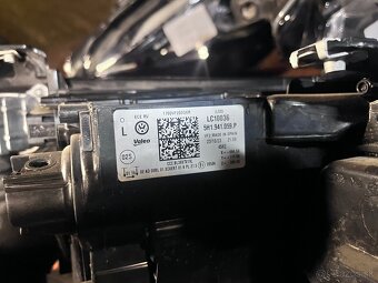 Vw golf 8 ľavý svetlomet - 6