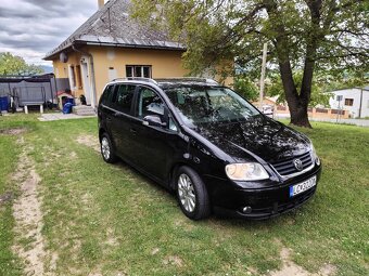 TOURAN 1,9 STK/EK DO 5/2027 - 6
