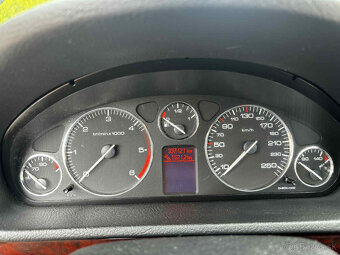 Peugeot 407SW 1.6hdi - 6