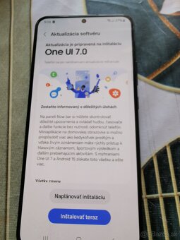 SAMSUNG S22 PLUS - 6