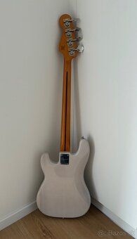 Fender Squier Precision Bass FSR Classic Vibe 50. - 6