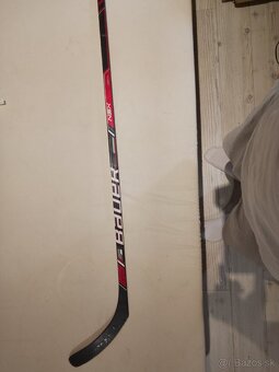 Predám Hokejku Bauer nsx junior - 6