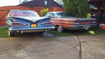 1960 Pontiac Ventura two door hardtop - 6