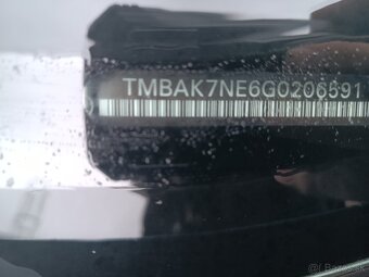 Škoda Octavia RS line 2.0tdi - 6