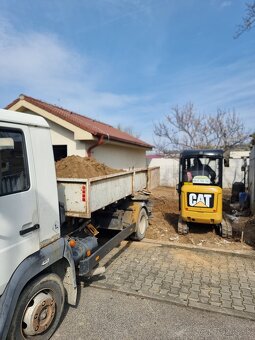 Minibager, Kontajner,Vyklapac s hydraulickou rukou - 6