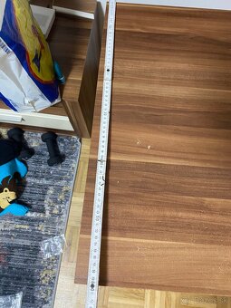 Pisaci stol a regál - 6