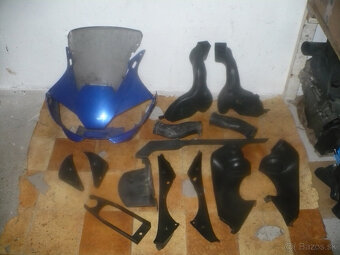 Yamaha YZF 600 R6  r. 99- díly - 6