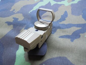 Kolimátor Guerilla Optics Square TAN. - 6