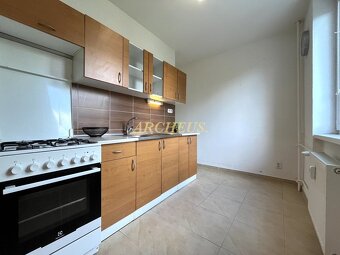 PREDAJ - 3 IZBOVÝ BYT, NÁBREŽNÁ, BARDEJOV - 6