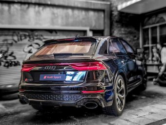 Audi Q8 1:18 GT Spirit - 6