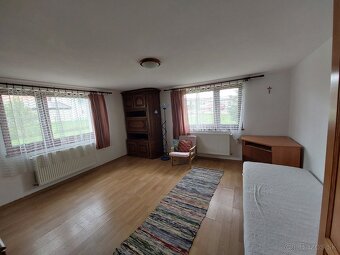 2 spalne, kuchyno-obyvacka, zahrada - 6