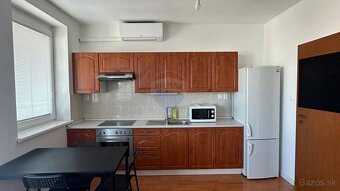 Na prenájom klimatizovaný 1 izbový byt s balkónom - 6