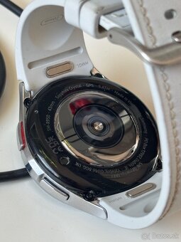 Samsung Galaxy Watch 6 Classic 43mm, Silver & Grey - 6